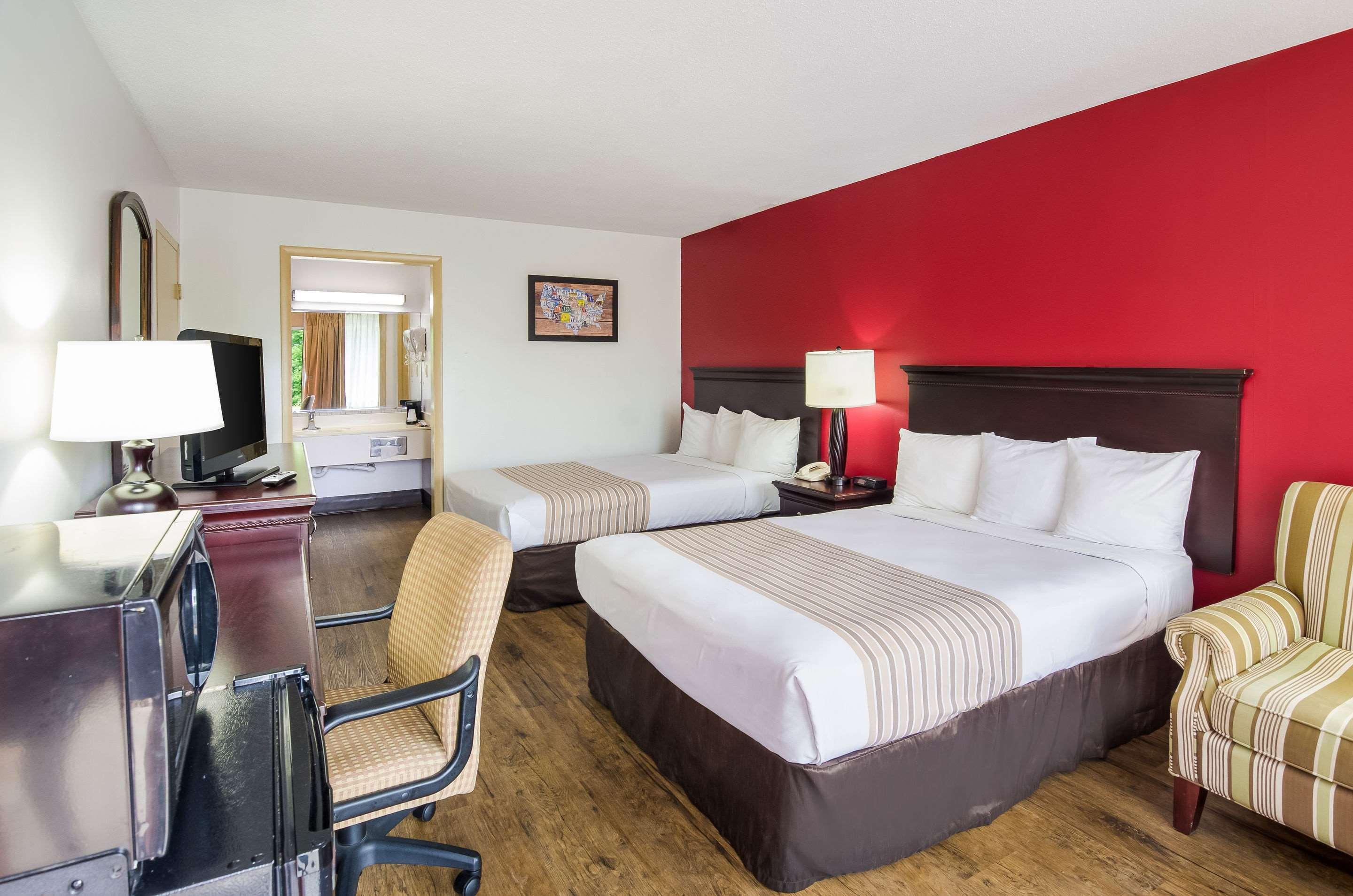 Econo I-81 Lodge